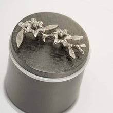 Load image into Gallery viewer, At Peace Memorials Meadow Song Lily Memento Keepsake Slate/Pewter