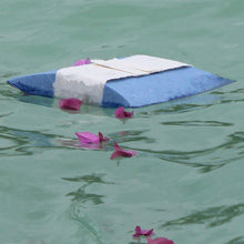 Load image into Gallery viewer, Journey biodegradable urn, Aqua Blossom Adult (220 Cubic inches)