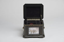 Load image into Gallery viewer, Large/Adult 200 Cubic Inch Freedom Memory Box Funeral Cremation Urn for Ashes