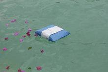 Load image into Gallery viewer, Biodegradable Eco-friendly Adult 220 Cubic Inches Journey EarthUrn Lily Blue Cremation Urn