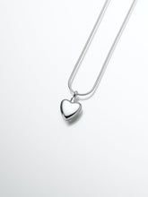 Load image into Gallery viewer, Gold Vermeil Small Heart Memorial Jewelry Pendant Funeral Cremation Urn
