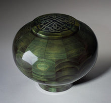 Load image into Gallery viewer, Celtic Knot Poplar Wood Adult Funeral Cremation Urn, 220 Cubic Inches