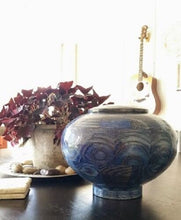 Load image into Gallery viewer, Peony Blue Oak Wood Infant/Child/Pet Funeral Cremation Urn, 90 Cubic Inches