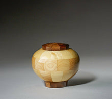 Load image into Gallery viewer, Truth Keepsake Wood Funeral Cremation Urn, 20 Cubic Inches