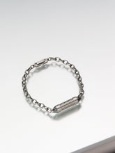 Load image into Gallery viewer, 19 Link Titanium Rollo Link Bracelet Jewelry Funeral Cremation Urn