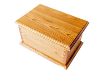 Load image into Gallery viewer, Large/Adult Craftsman 280 Cubic Inches Wood Box Funeral Cremation Urn for Ashes