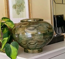 Load image into Gallery viewer, Peony Green Oak Wood Infant/Child/Pet Funeral Cremation Urn, 90 Cubic Inches