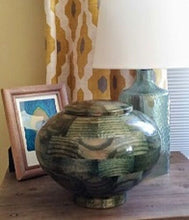 Load image into Gallery viewer, Peony Green Oak Wood Infant/Child/Pet Funeral Cremation Urn, 90 Cubic Inches