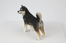 Load image into Gallery viewer, Alaskan Malamute Pet Funeral Cremation Urn Avail in 3 Different Colors & 4 Sizes