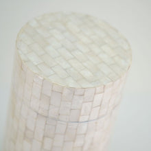 Load image into Gallery viewer, At Peace Memorials Large/Adult 200 Cubic Inches Scattering Coastal Pearl Cremation Urn

