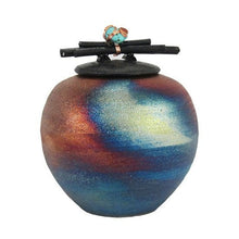 Load image into Gallery viewer, Small/Keepsake 29 Cubic Inch Earth&#39;s Memorial Raku Cremation Urn for Ashes
