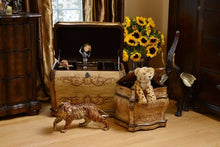 Load image into Gallery viewer, Large/Adult 250 Cubic Inches Florence Memory Box Wood Funeral Cremation Urn for Ashes
