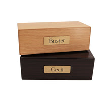Load image into Gallery viewer, Medium 35 Cubic Inches Oak Pet Cremation Urn w/ Plate
