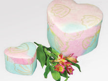 Load image into Gallery viewer, Biodegradable Ecofriendly Pastel Adult/Large Heart Cremation Urn, 200 Cubic Inch
