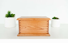 Load image into Gallery viewer, Large/Adult Craftsman 280 Cubic Inches Wood Box Funeral Cremation Urn for Ashes
