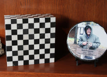 Load image into Gallery viewer, Large/Adult 220 Cubic Inch Chessboard Kingdom Ebony/White Marble Cremation Urn
