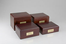 Load image into Gallery viewer, Horse Chestnut Figurine Funeral Cremation Urn Avail 3 Different Colors &amp; 4 Size
